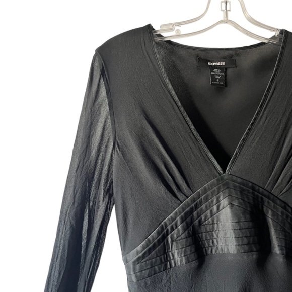 Y2K Vintage Express Whimsigoth Dress with Bell Sleeves - Picture 5 of 5